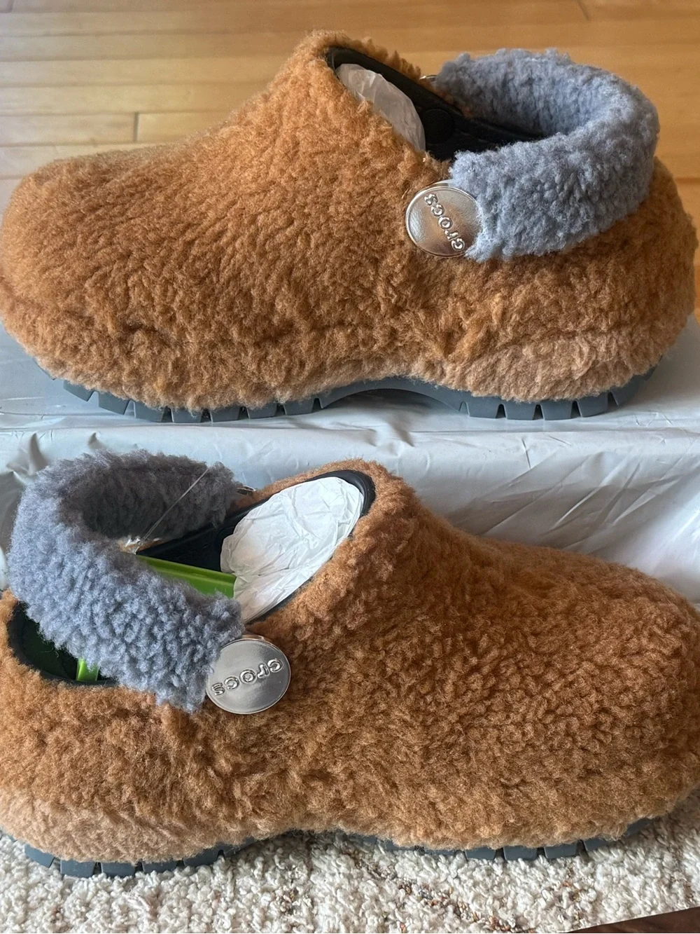 Lil Nas X x Crocs Mega Crush Brown Sherpa Clogs M5 W7 NWT 209508-088